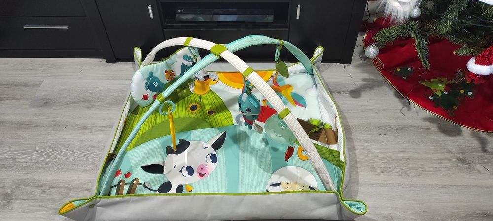 Tapete de atividades bebé