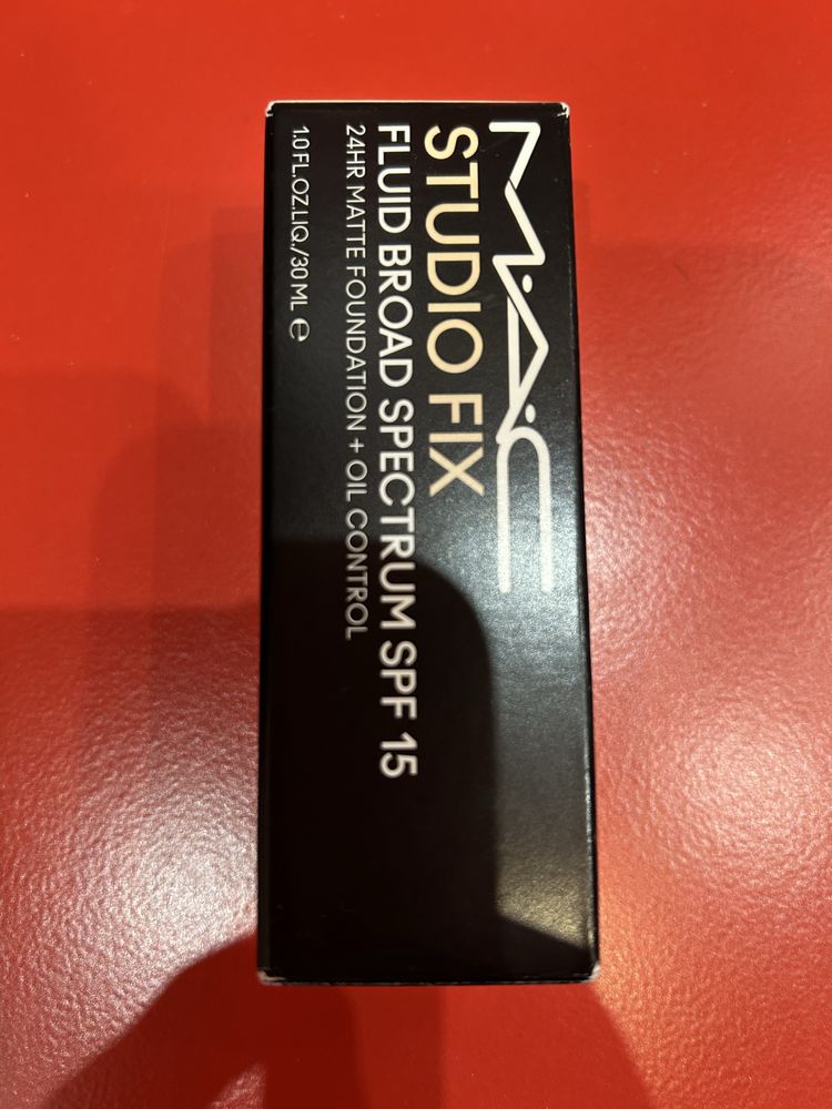MAC Studio fix fluid nc 12