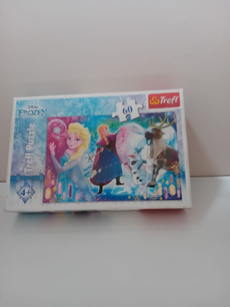 Puzzle trefl Kraina Kraina lodu