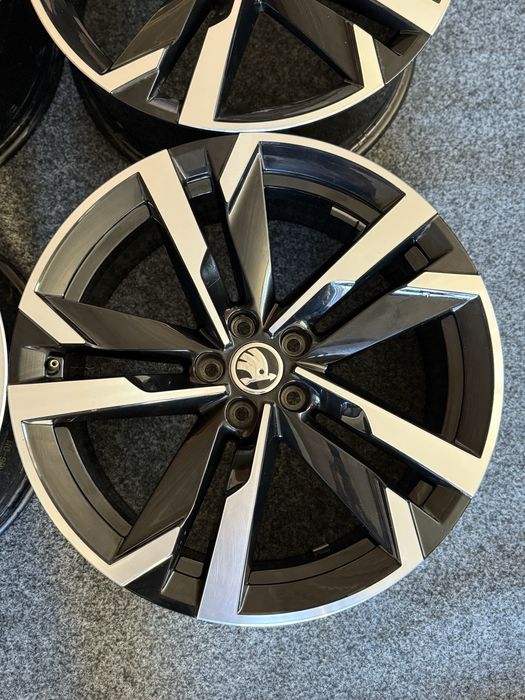 Диски R18 5/100 Skoda Kamiq Scala Fabia Rapid Roomster VW Golf 4 Audi