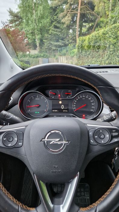 Opel crossland 2017r