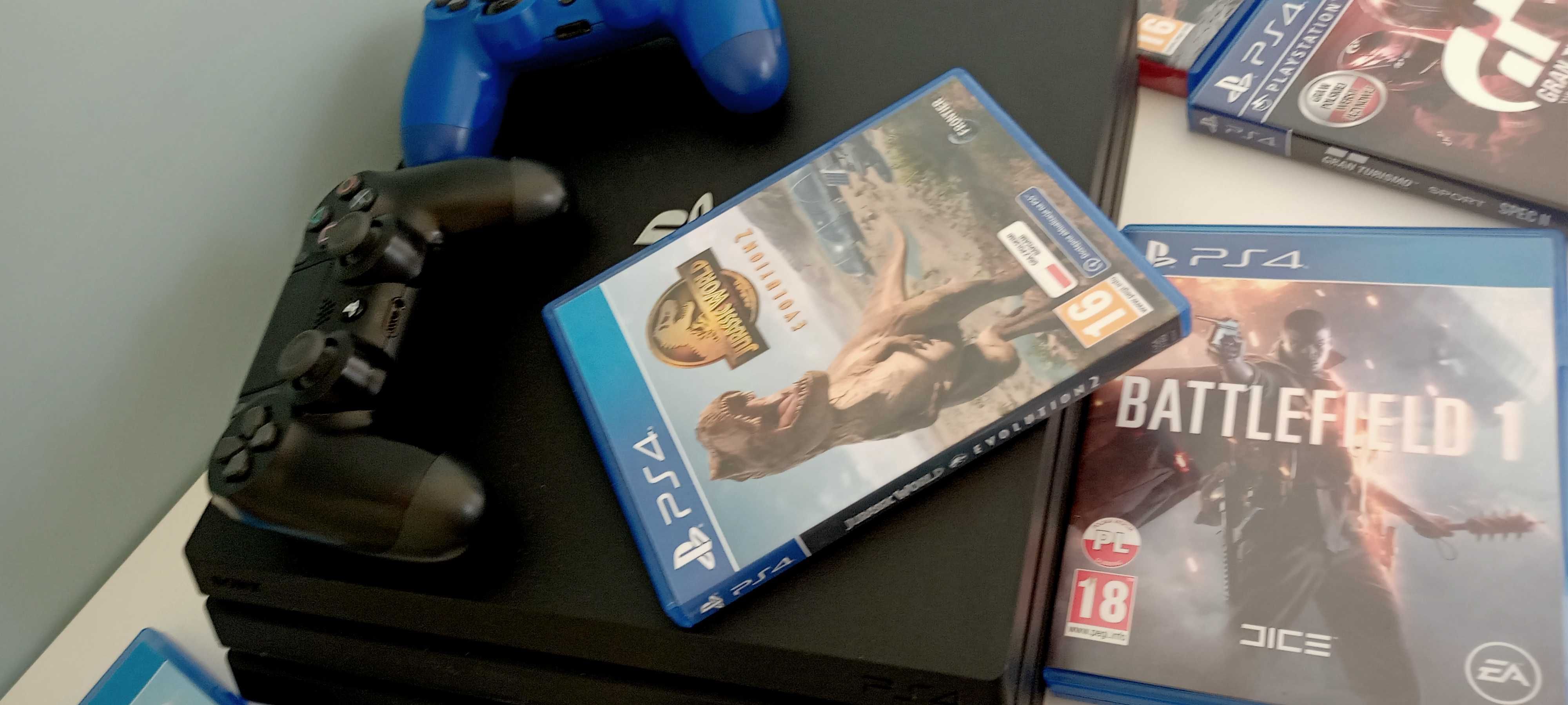 Ps4 Pro z 2 padami i grami