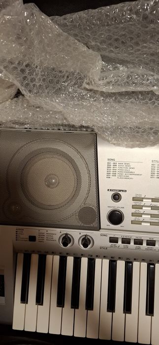 Синтезатор yamaha psr e403