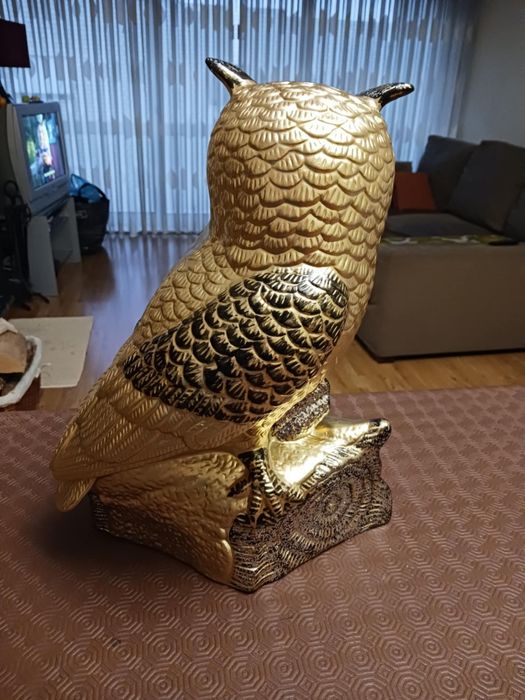 Duas corujas decorativas