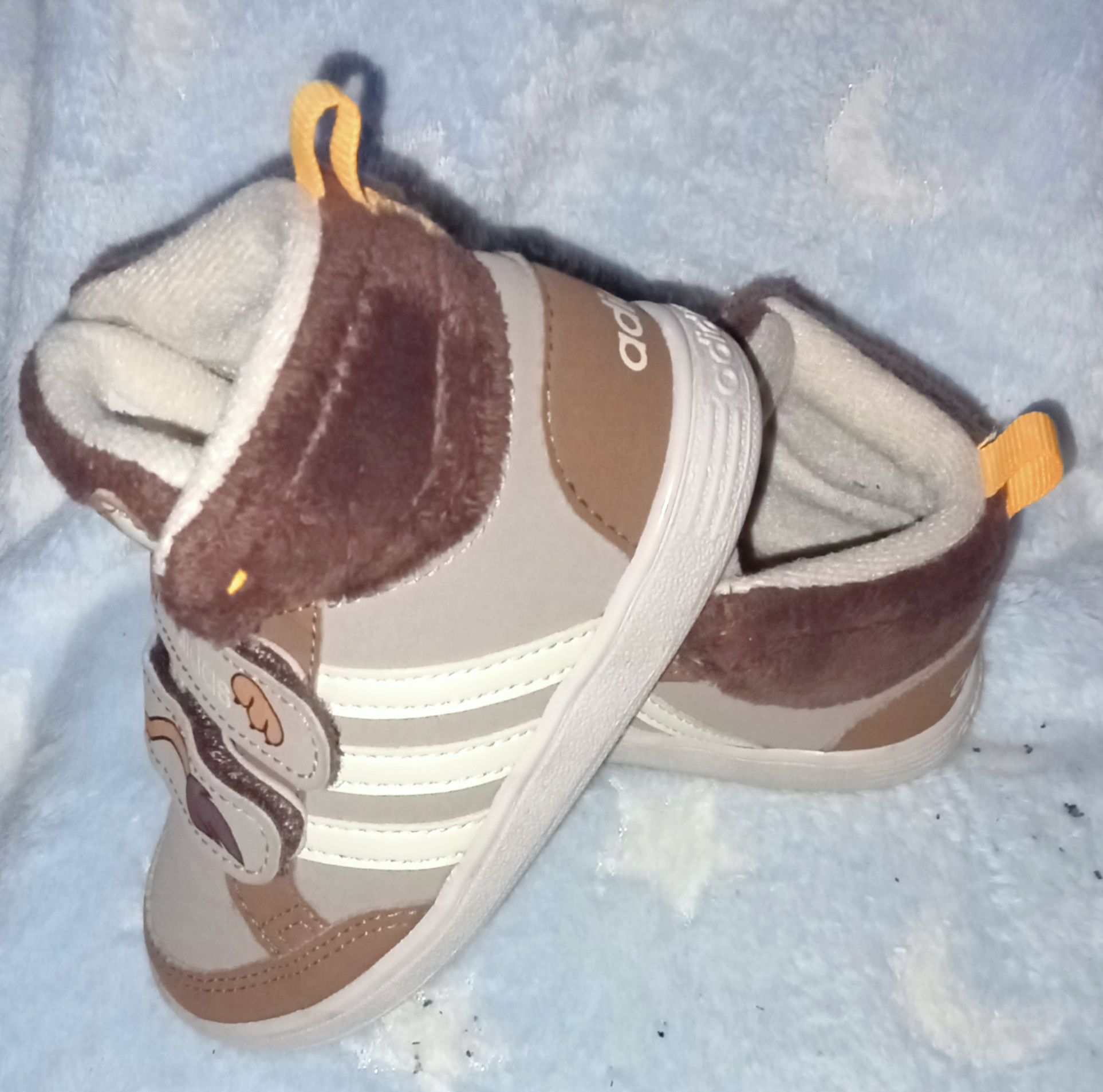 Juniorskie buty adidas