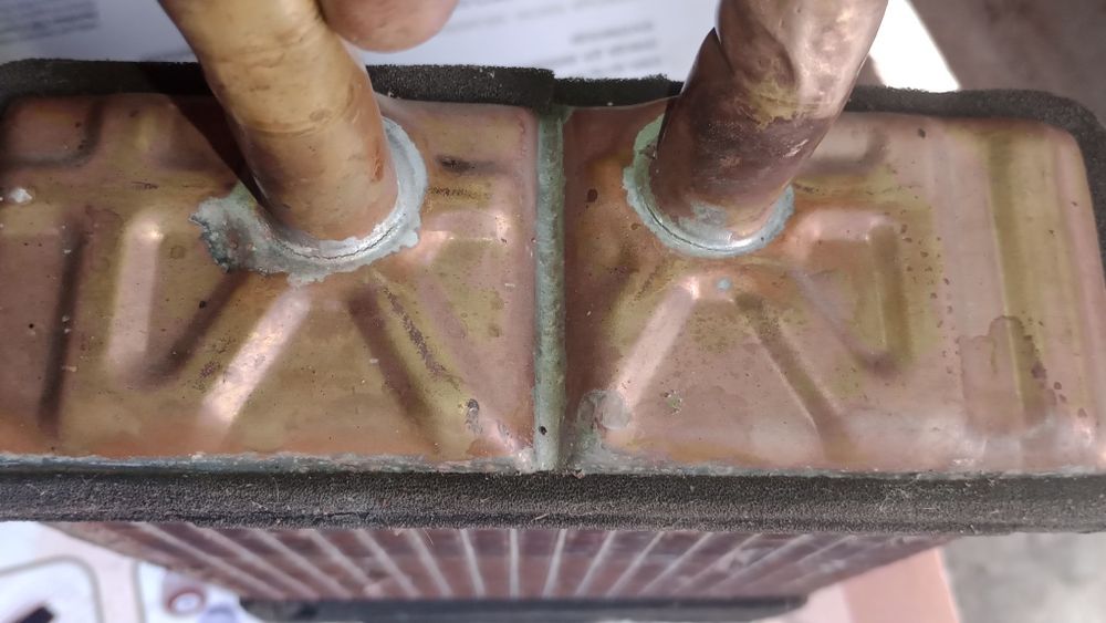 Мицубиси space wagon ,RVR  радиатор печки