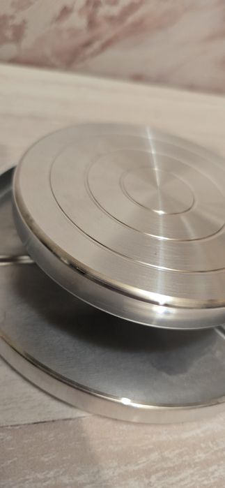 Поворотний стіл для тортів, гончарства. Поворотный стол металлический