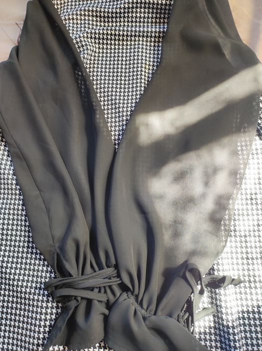 Продам жіночу сукню.