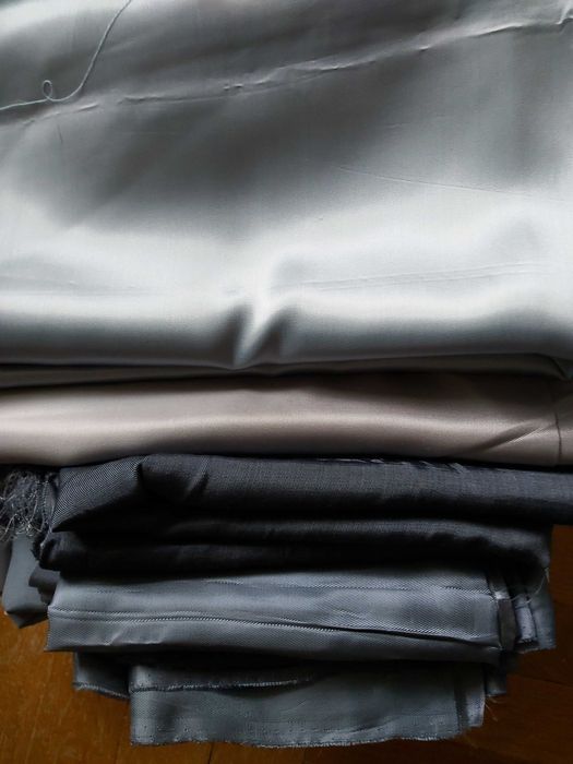 Отрезы подкладочной ткани