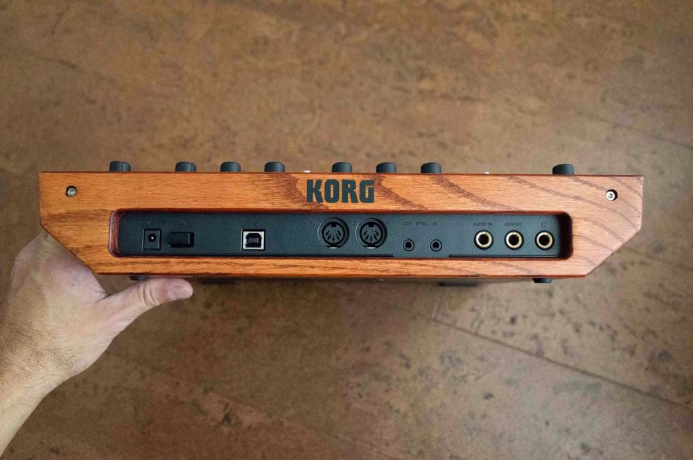 Korg Monologue sintetizador analógico, novo com 3 anos garantia