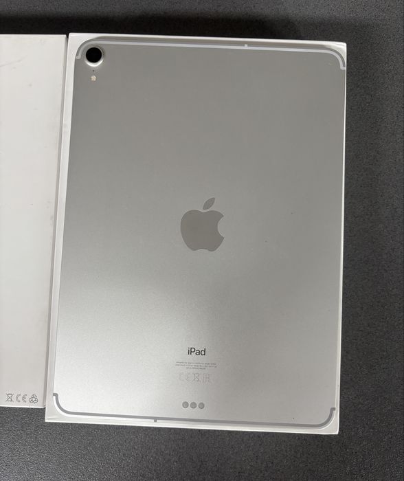 Ipad Pro 11 inch Wi-Fi + Cellular