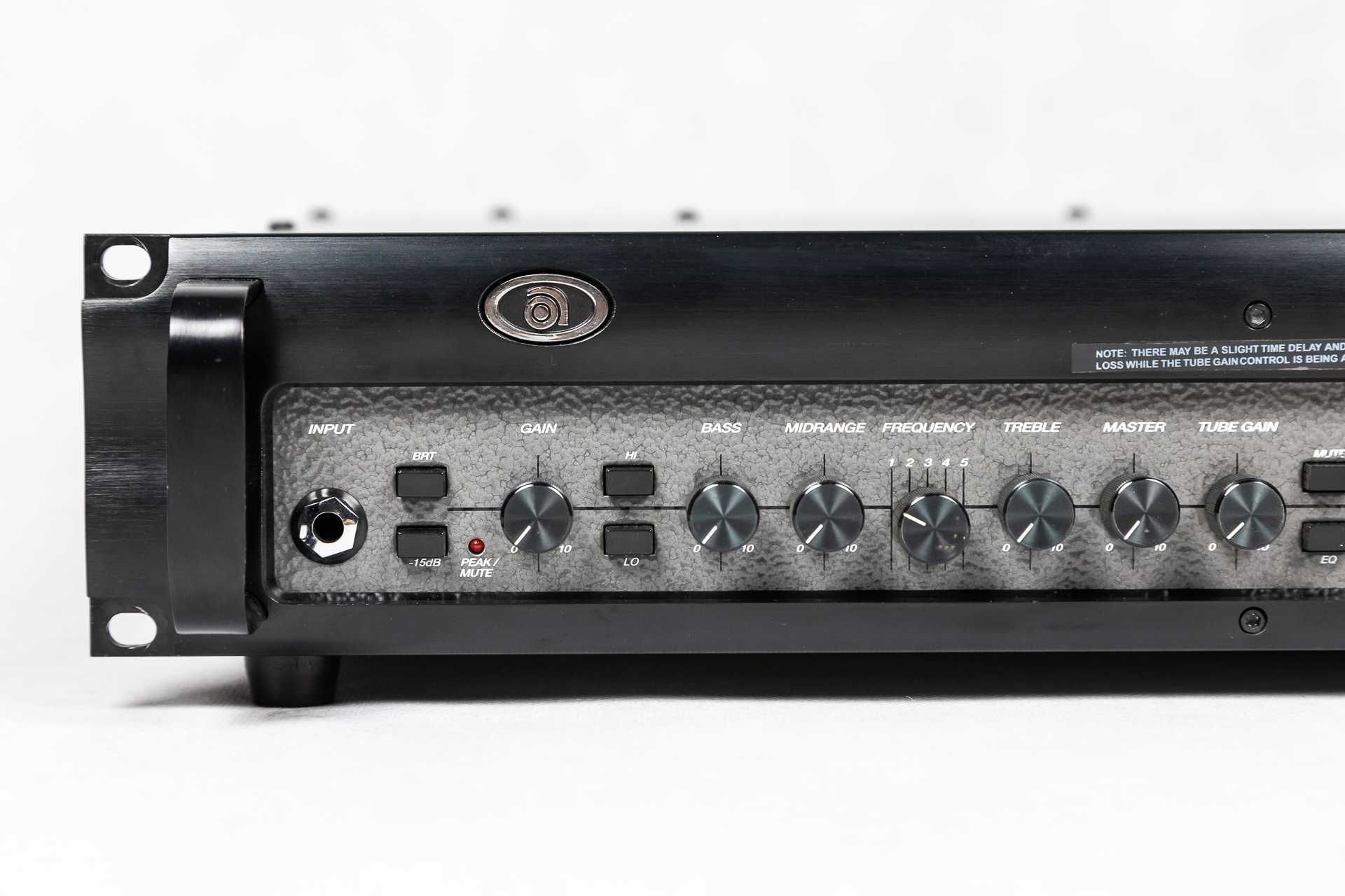 Ampeg SVT 3 PRO + case - wzmacniacz do basu + skrzynia transportowa