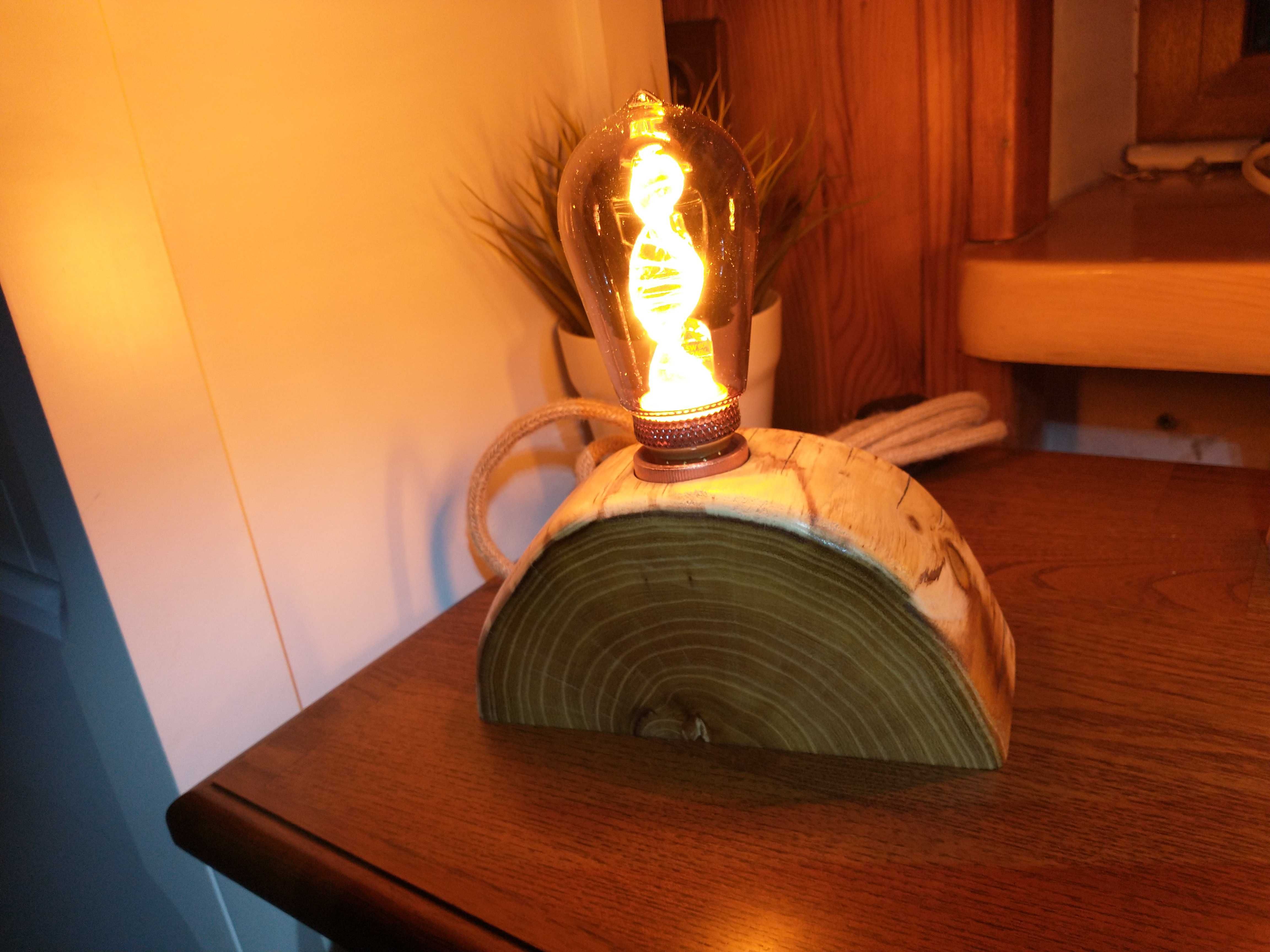 Lampka Nocna Vintage Loft z Drewna Akacjowego