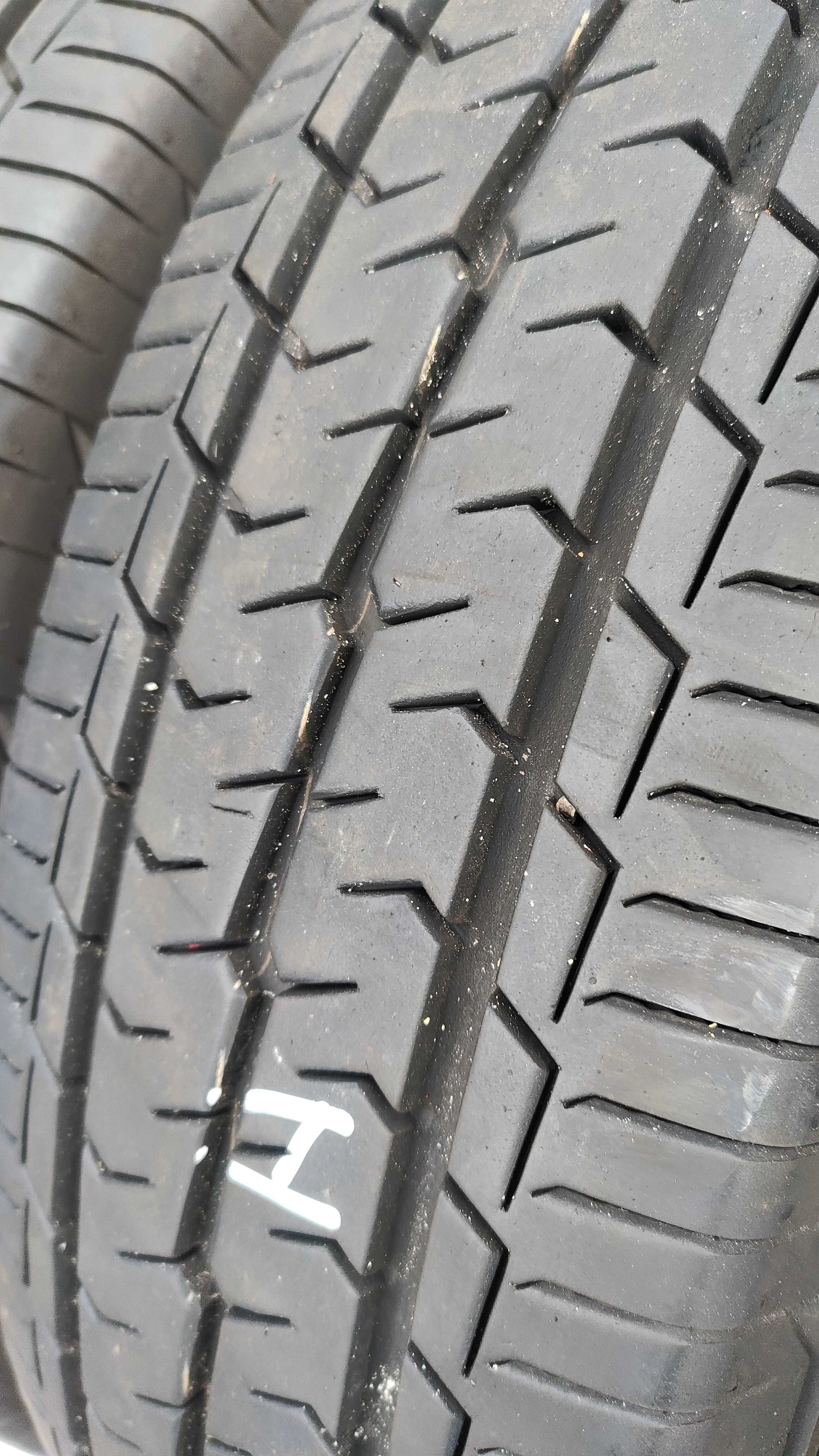 Opony Letnie 205/75/16C Toyo 2022/23r 8mm Blizniak Sprinter Iveco