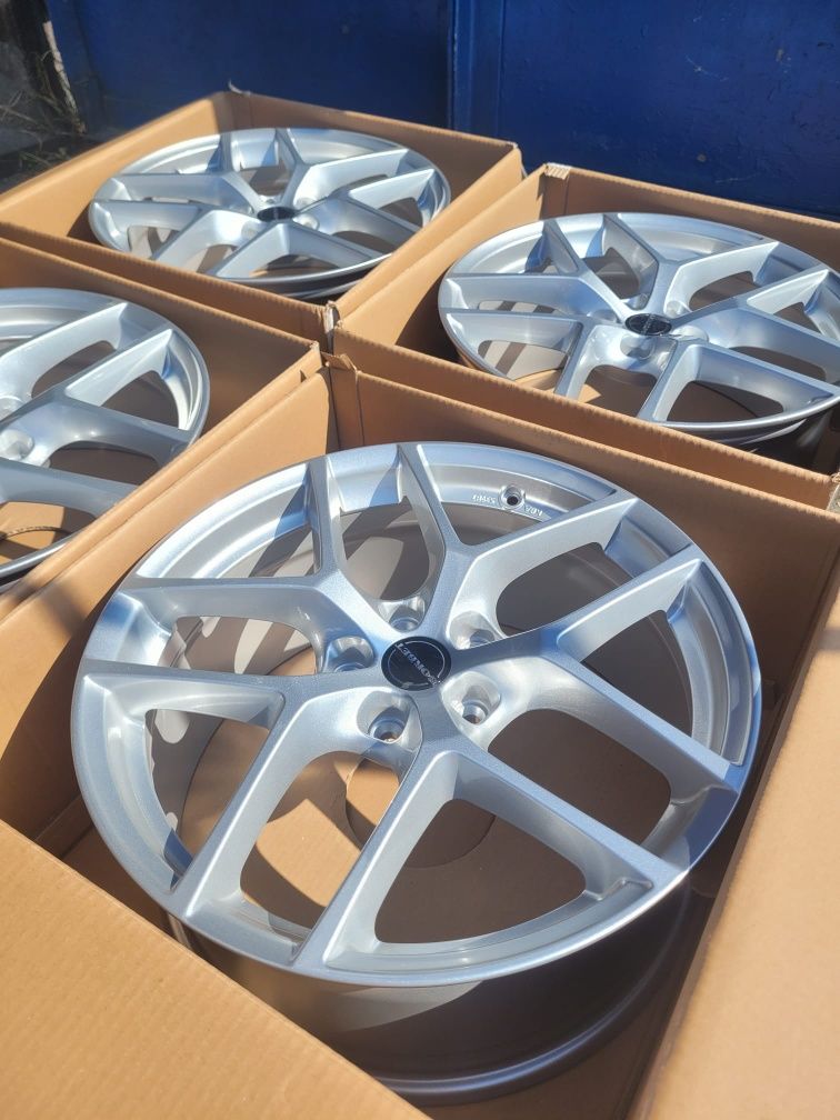 Felgi aluminiowe 5x114.3 8.5j et 48 19" ford mustang
