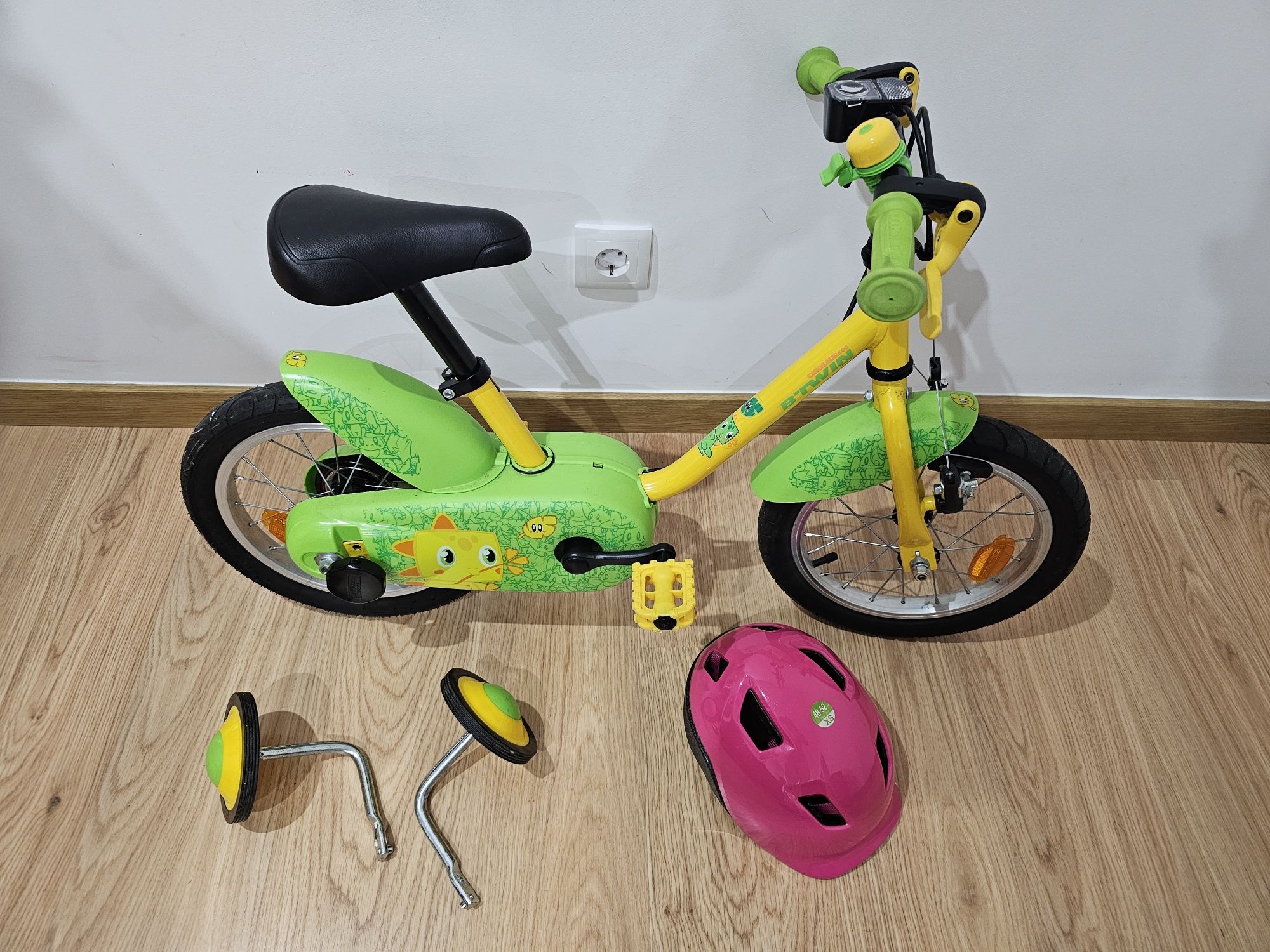 Bicicleta Decathlon 3-6 Anos + Capacete