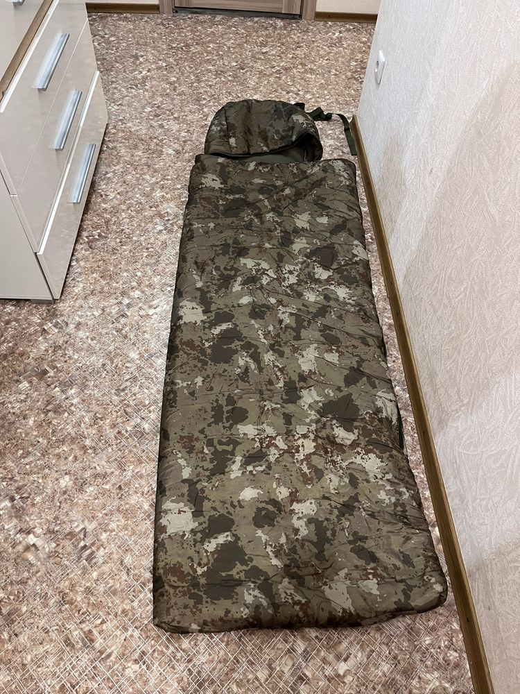 Продам теплый спальник accord tactical