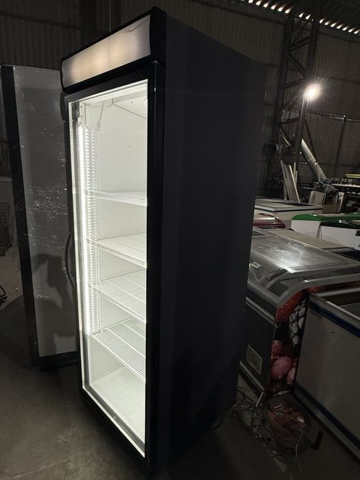 Холодильные шкафы