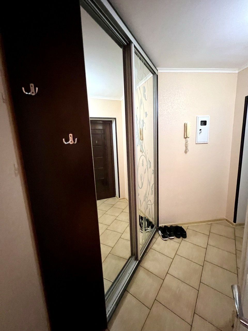 Продаж 1к квартири Осипенківський Руставі ремонт