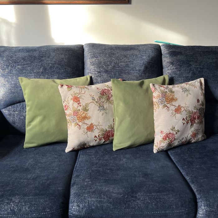 Poszewki dekoracyjne na poduszki (jaśki) kwiatowe zielone