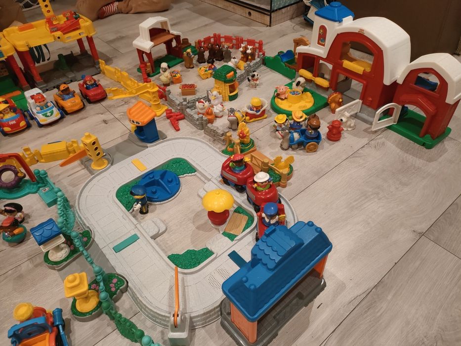Zestaw Fisher Price Little People