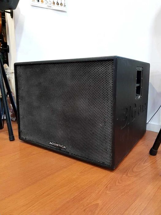 Sistema de Som (2 Colunas 600W + Sub 2200W)