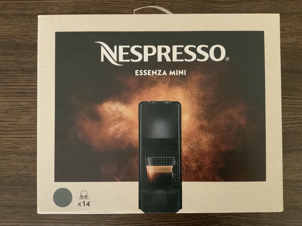 Máquina Nespresso Essenza Mini C30 Cinzenta (Nova)