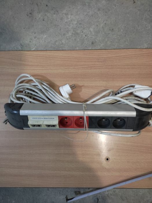 Подовжувач удленитель