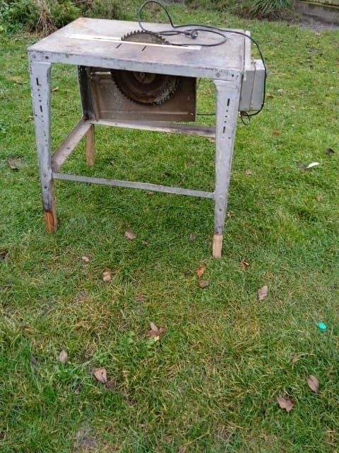 Krajzega piła do drewna niemiecka 230V