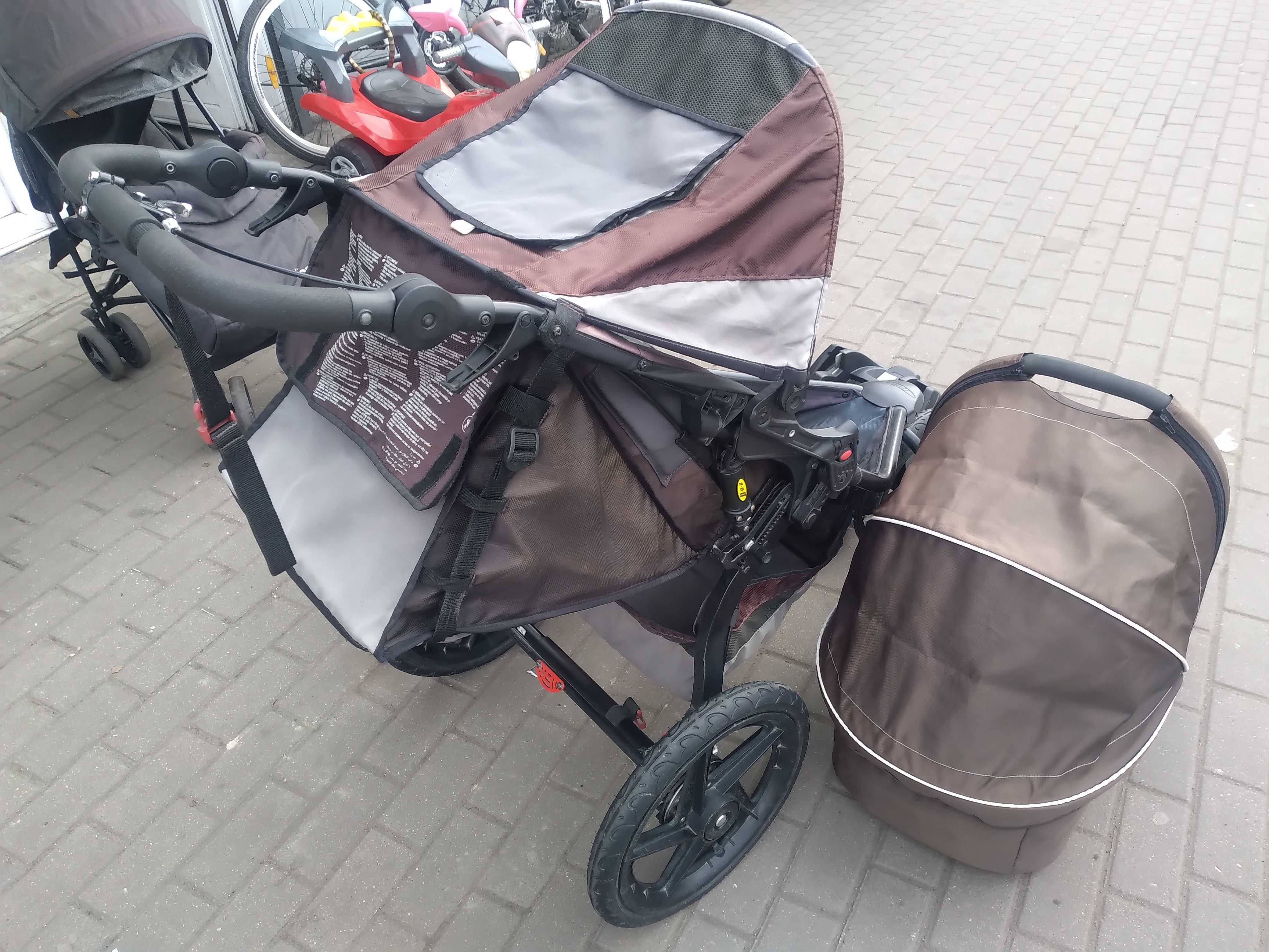WYPASIONY - Wózek tzw. "biegowy" 3w1 ROMER /
Zachęcam do zakupu