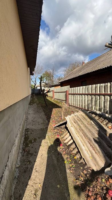 Будинок з садом + город