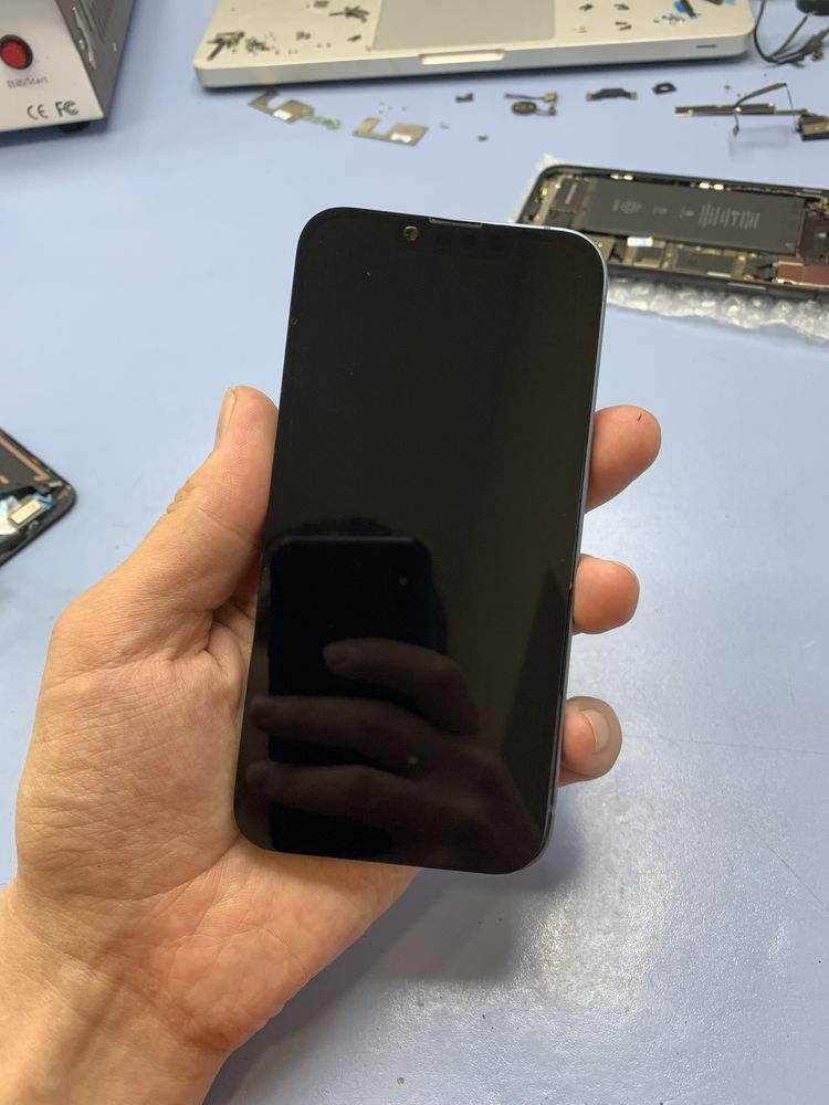 Дисплей iPhone 14 оригинал