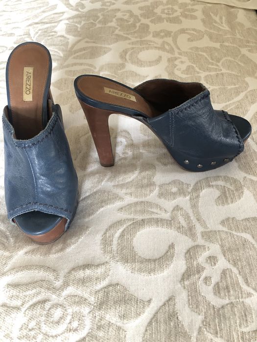 Socas em pele Arezzo