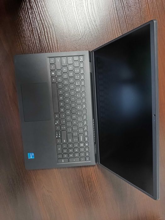 DELL Inspiron 15 3511 Intel i5 2.40GHz 8GB SSD M.2 512GB Win 11 Home