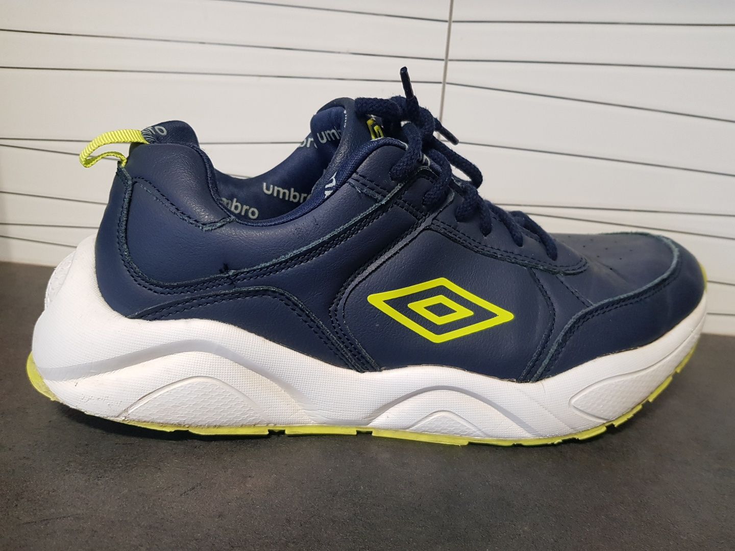 Umbro Buty sportowe męskie 41