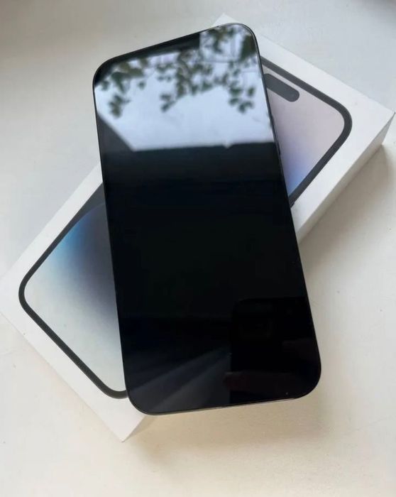 Продам iPhone 14 Pro Maxx 256