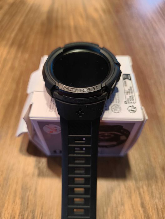 Samsung Watch 5 Pro + spigen
