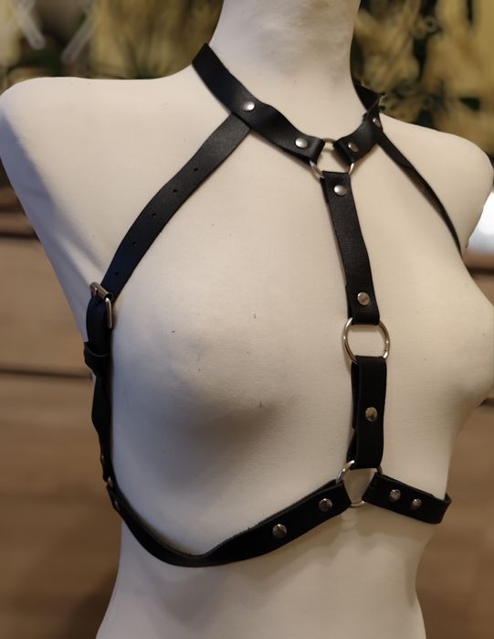Harness z chokerem