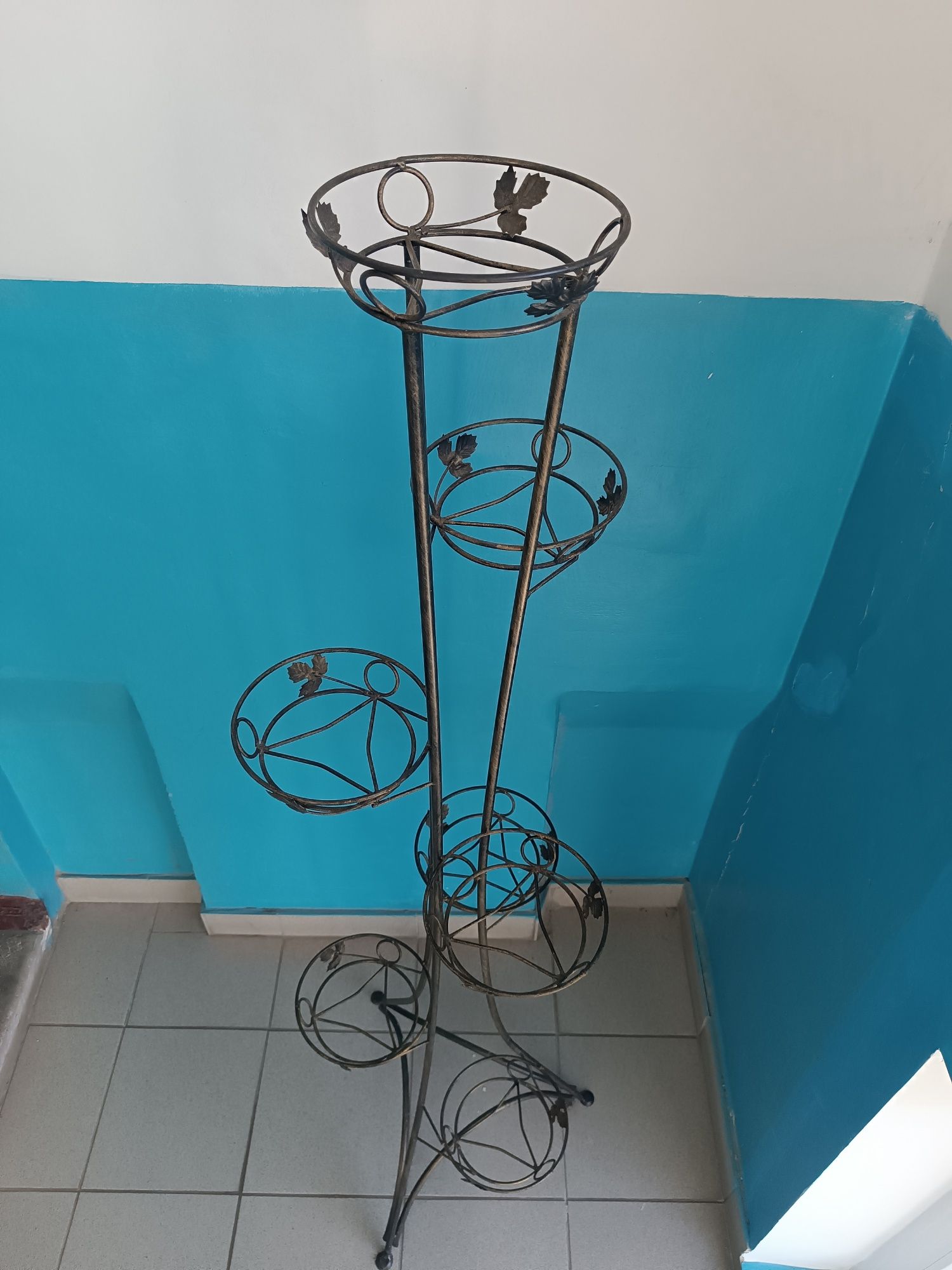 Подставка для цветов