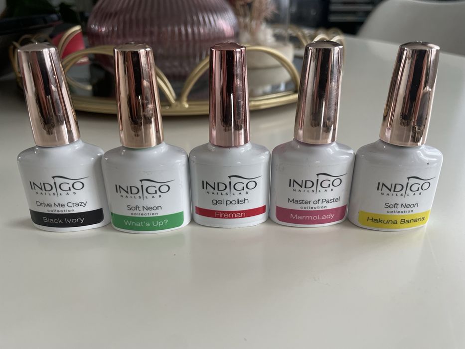 Lakiery hybrydowe indigo