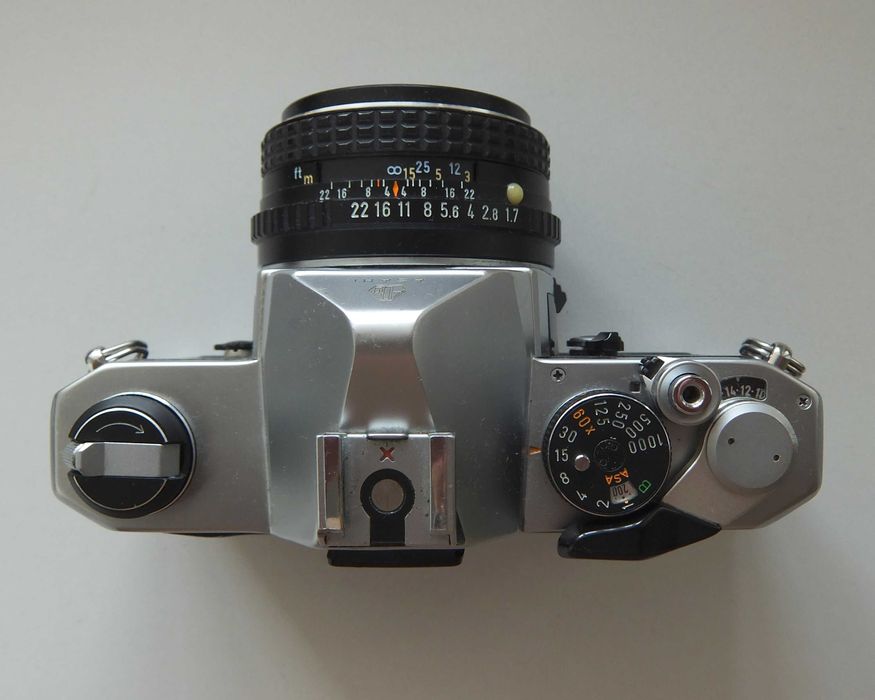 Фото камера Pentax MX с объективом 50 мм