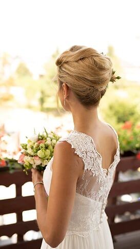 Suknia slubna - 36-38, koronka, muślin.