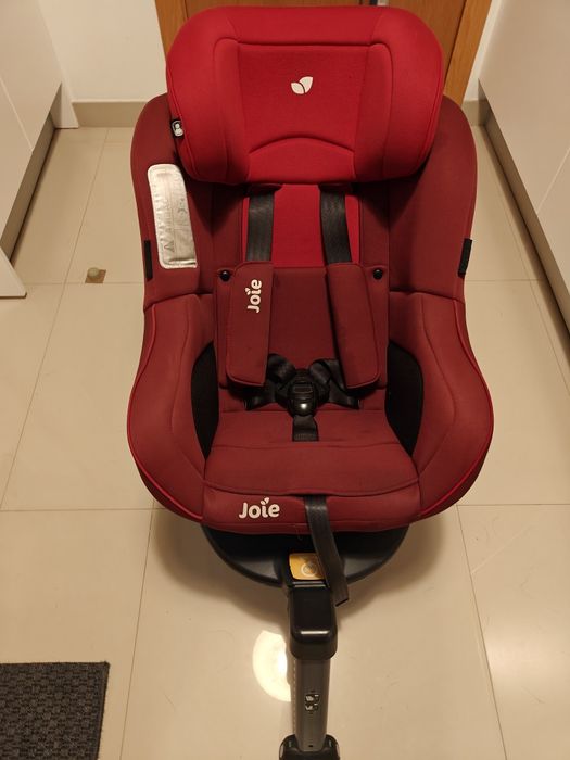 Cadeira Auto Joie i-Spin 360  (0-48 meses)
É certi