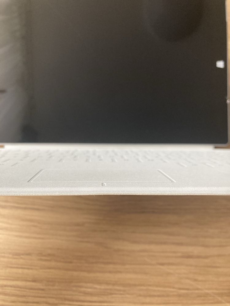 Surface 3 +karta samung evo 256 gb