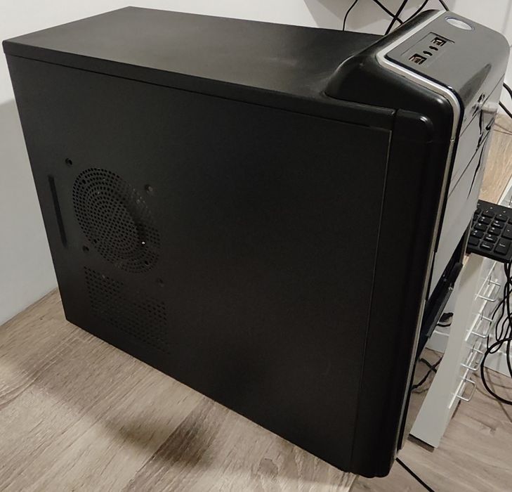 Desktop / Torre Computador