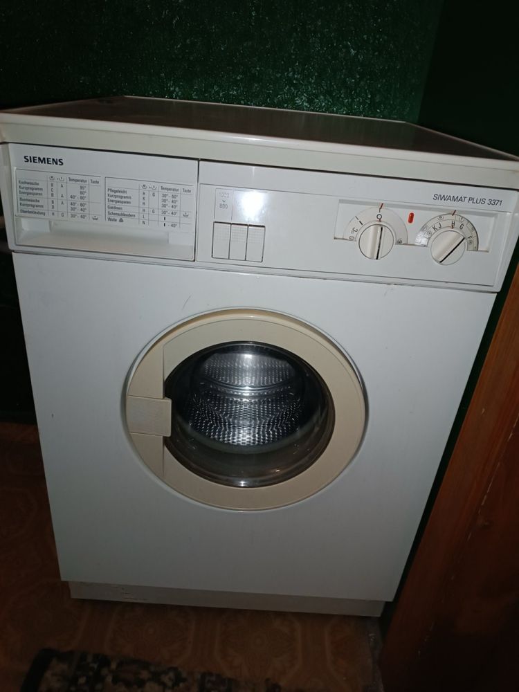 Пральна машинка Siemens