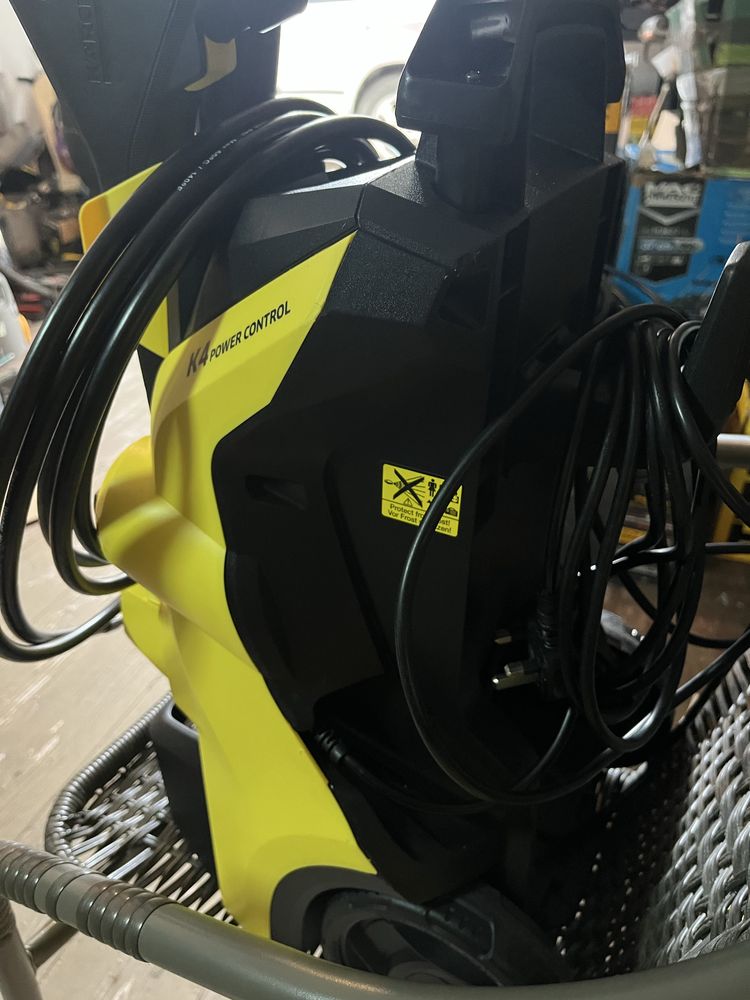 Мийка karcher k4 power control