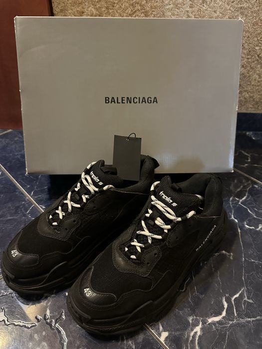 Oryginalne buty Balenciaga Triple S, rozmiar 43