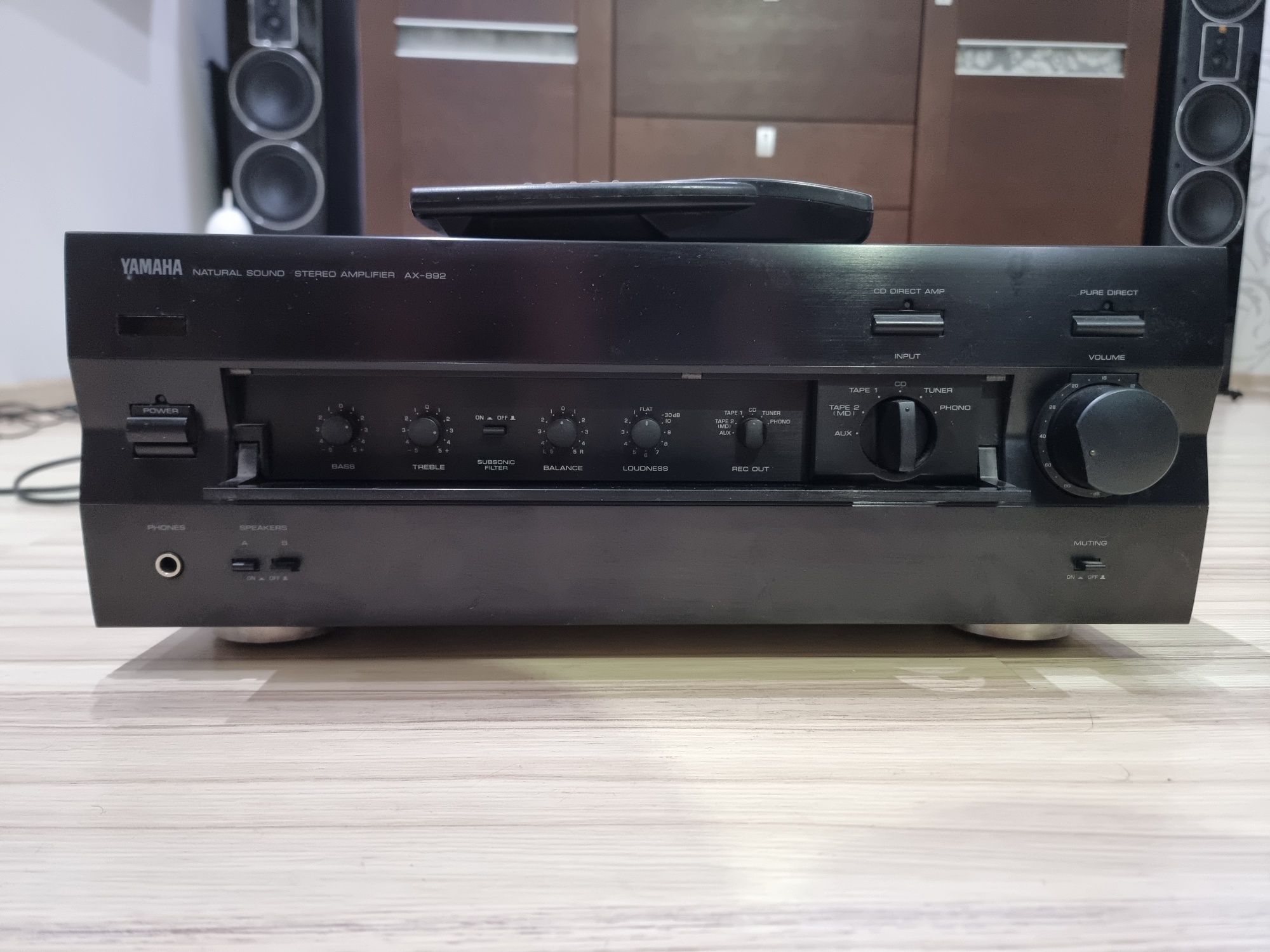 Wzmacniacz  Yamaha AX 892 z pilotem