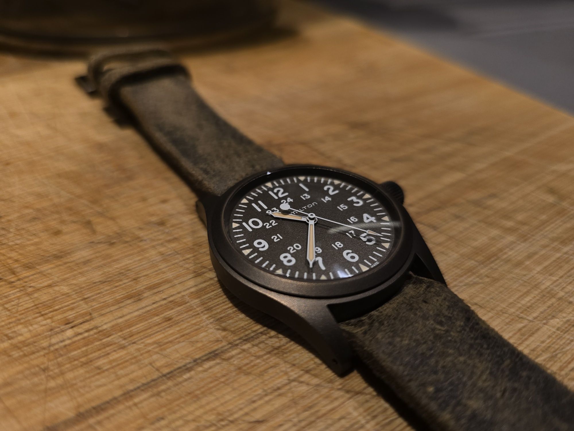 Zegarek Hamilton khaki field mechanical pvd bronze
